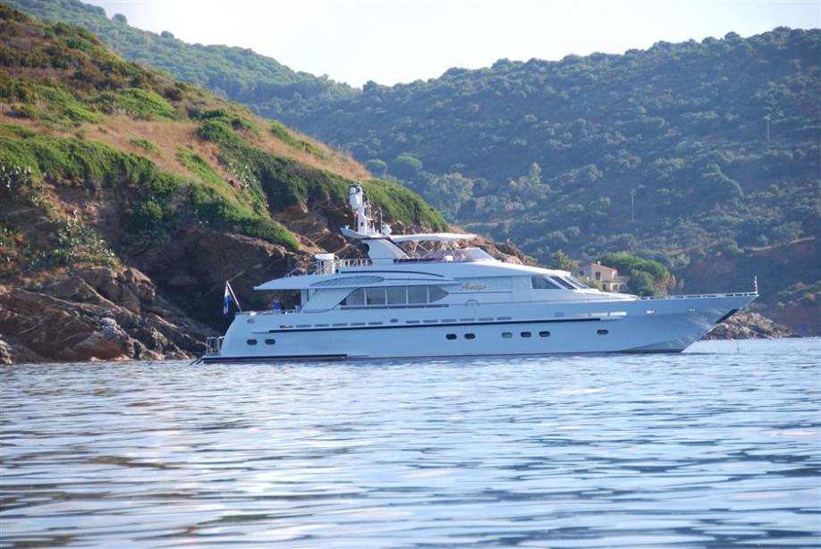 yacht Amigo