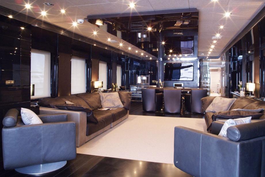 yacht RL Noor