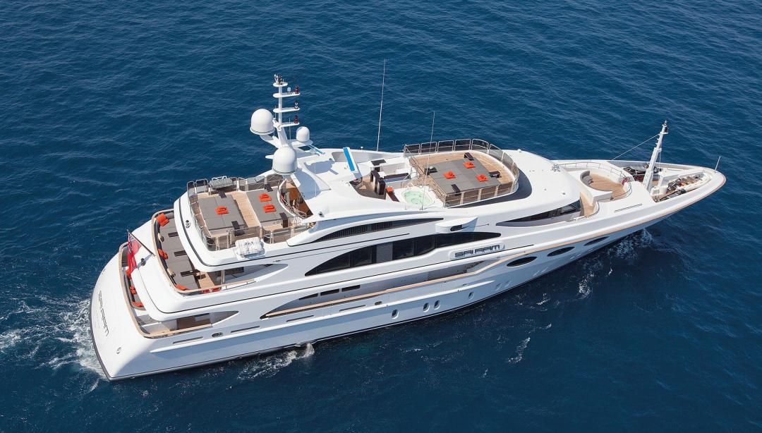 yacht Falcon