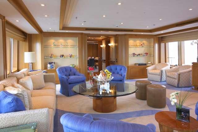 yacht Samadhi