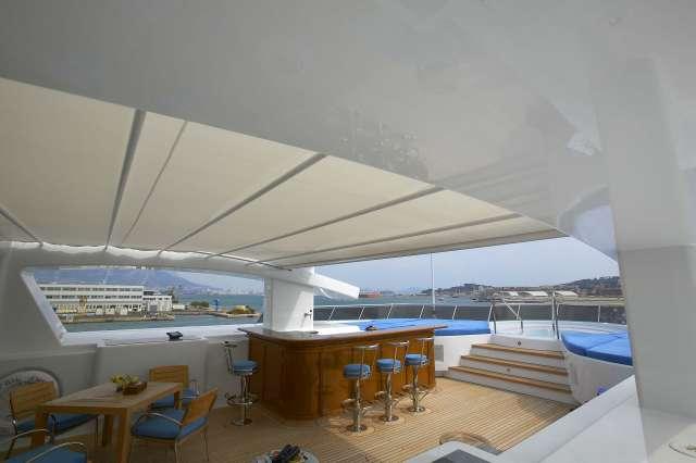 yacht Samadhi