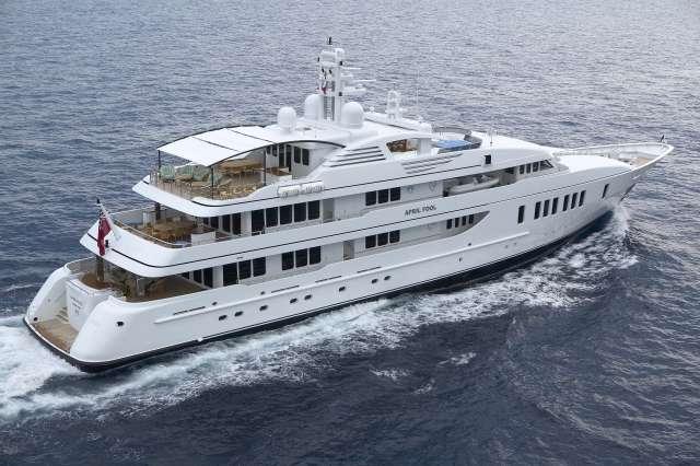 yacht Samadhi