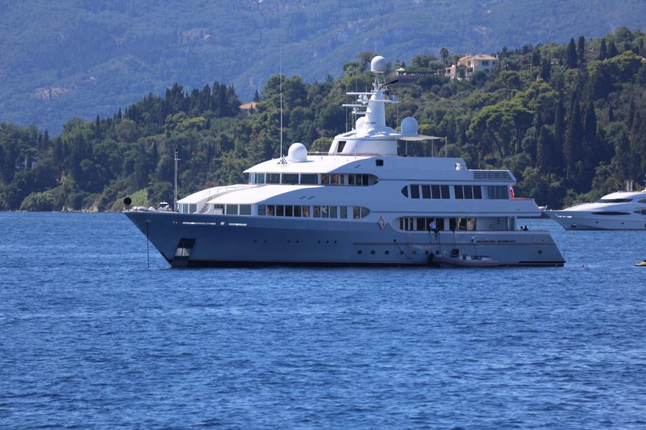 yacht Olympus