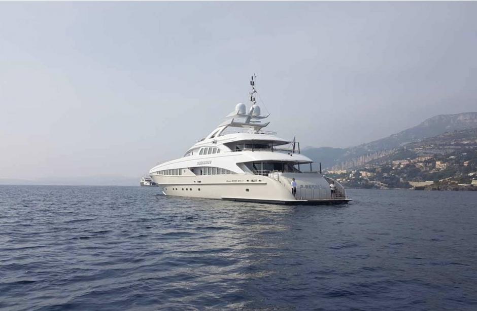 yacht San Bernardo