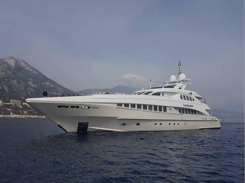yacht San Bernardo