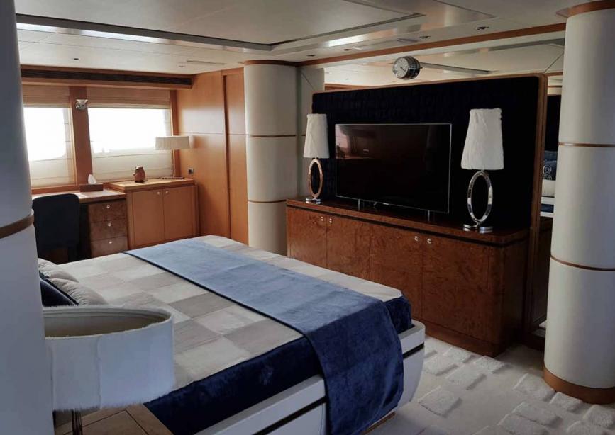yacht San Bernardo