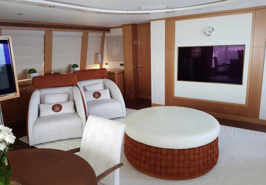 yacht San Bernardo