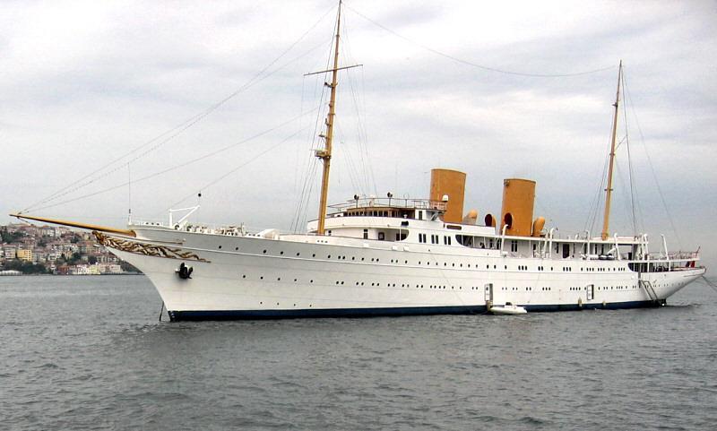 yacht Savarona