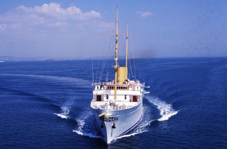 yacht Savarona