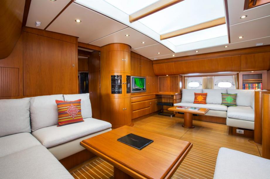 yacht Scorpione Dei Mari