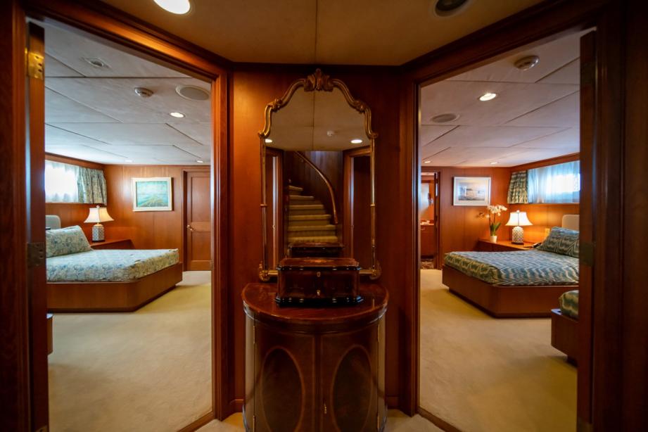 yacht Sea Falcon II