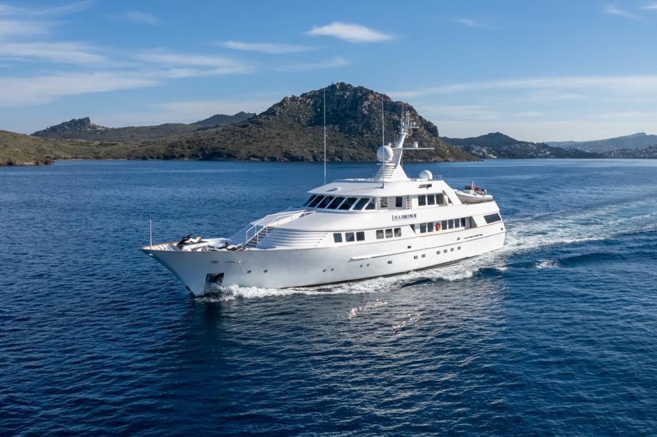 yacht Sea Falcon II