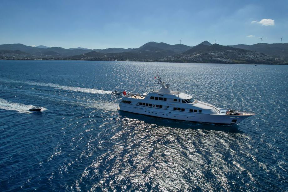 yacht Sea Falcon II