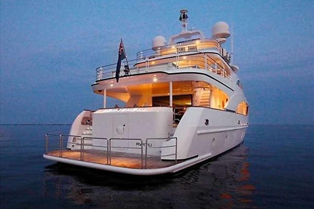 yacht Sea Shell