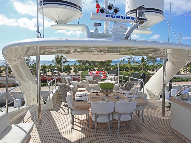yacht Sealyon