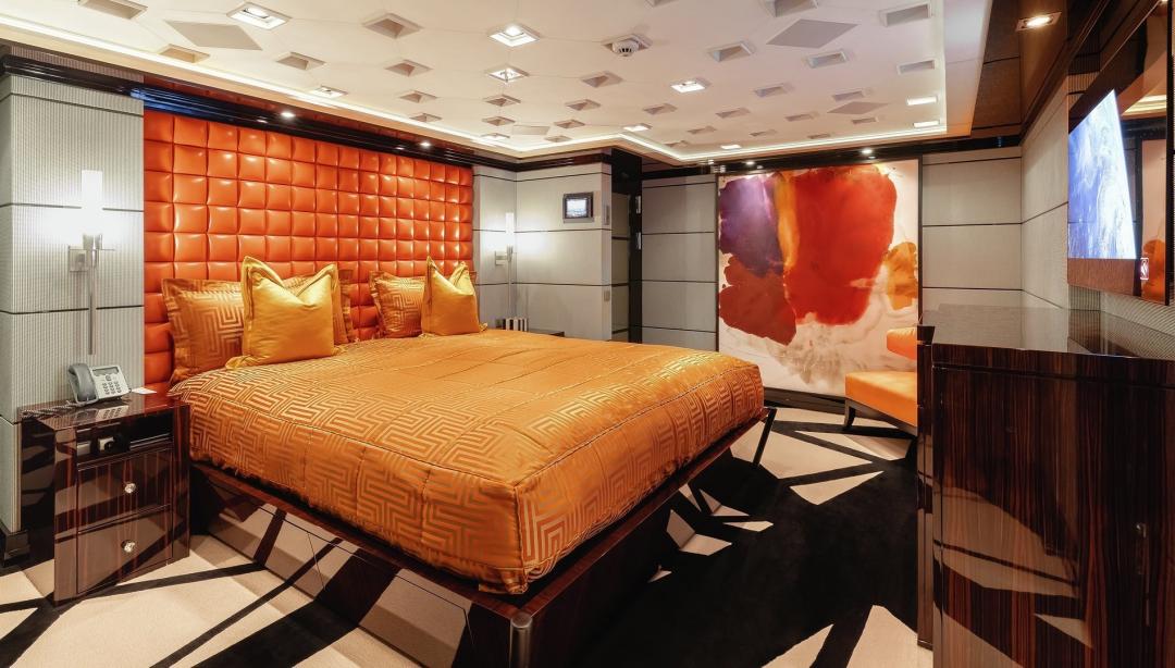 yacht Sea Pearl
