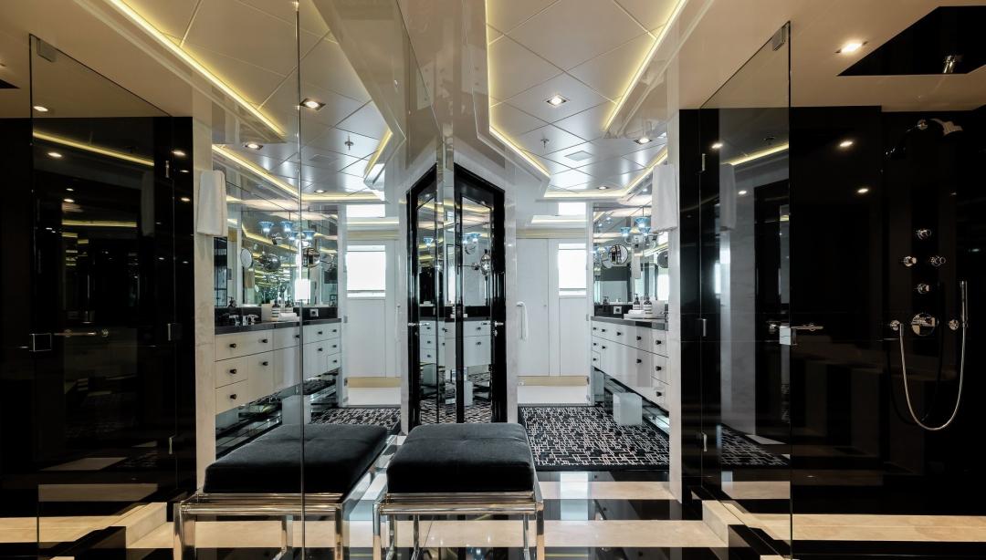 yacht Sea Pearl