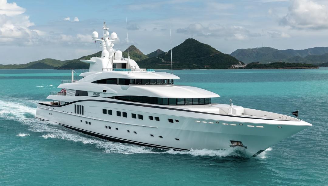 yacht Sea Pearl