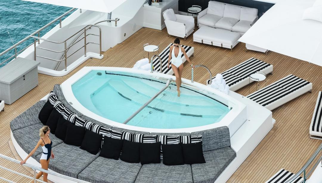 yacht Sea Pearl