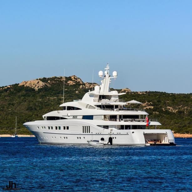 yacht Sea Pearl