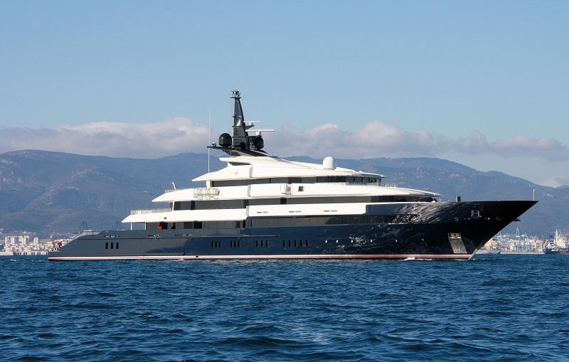 yacht Man of Steel