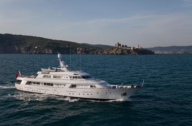 yacht Sirahmy