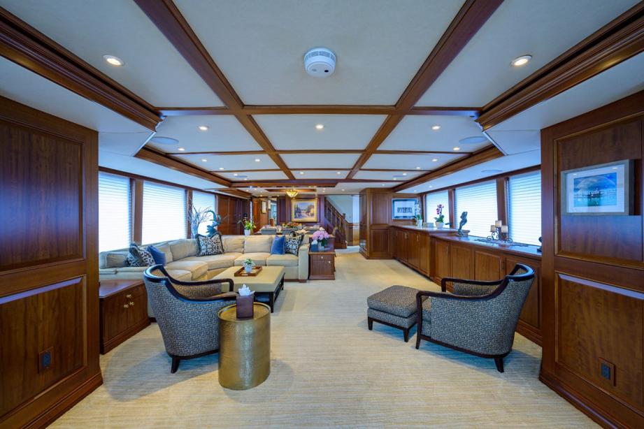 yacht Impetuous