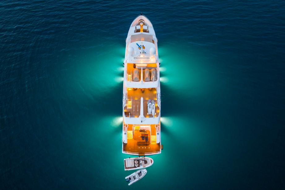 yacht Serenity