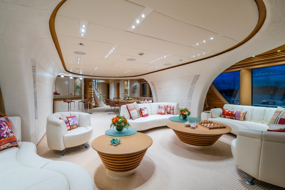 yacht Serenity