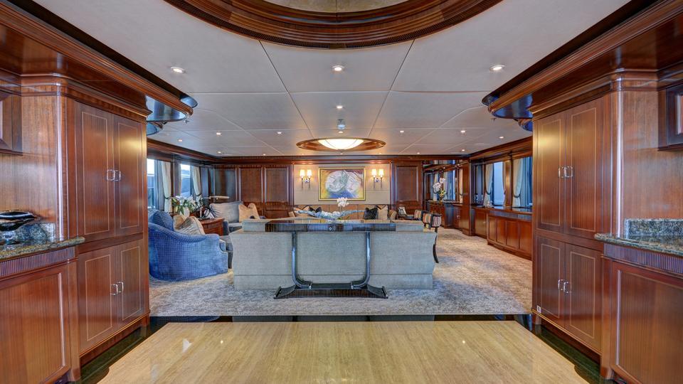 yacht Sovereign
