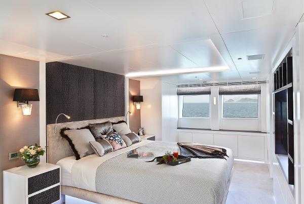 yacht Ocean's Seven