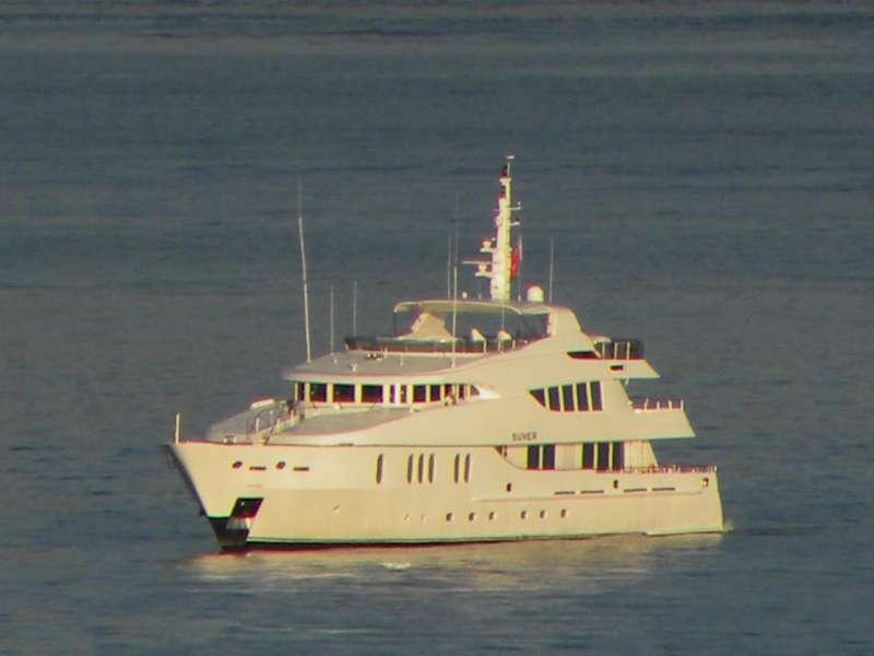 yacht Suver