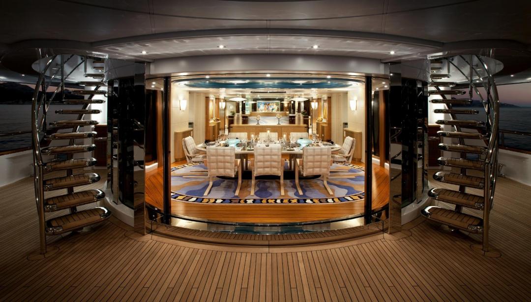 yacht Sycara V