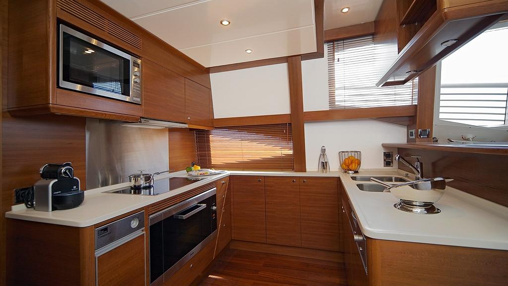 yacht Eclipse