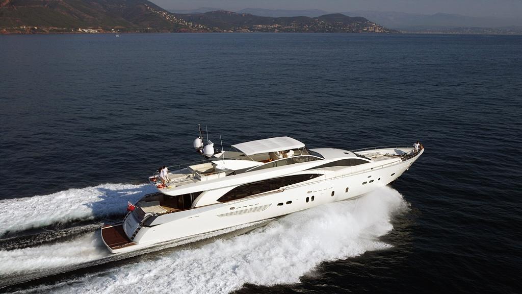 yacht Eclipse