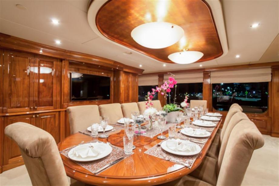 yacht Lisa Mi Amore