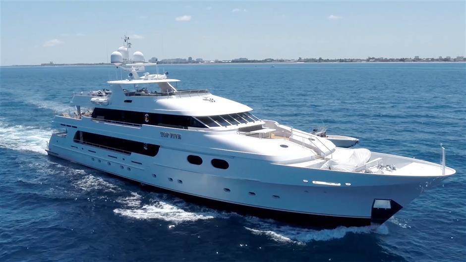 yacht Lisa Mi Amore