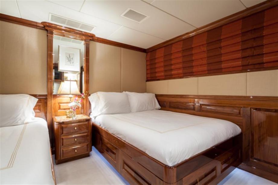 yacht Lisa Mi Amore