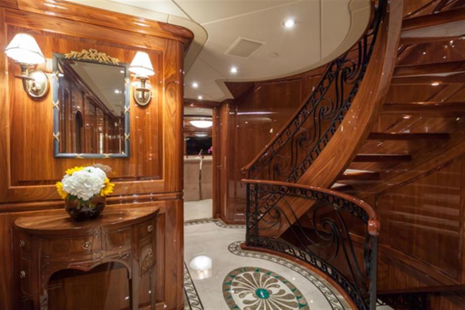 yacht Lisa Mi Amore