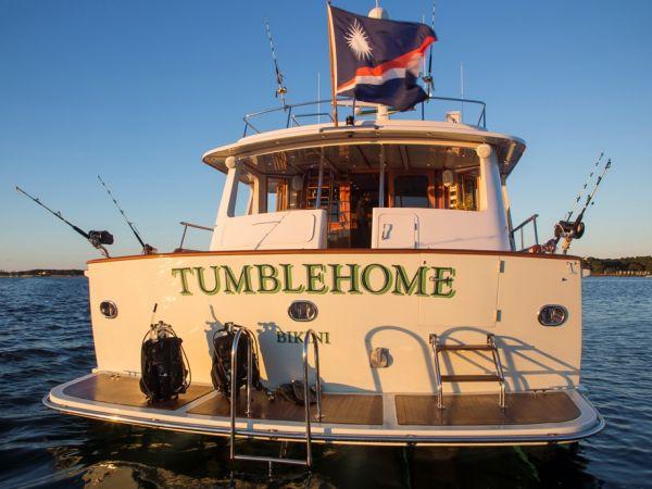 yacht Tumblehome