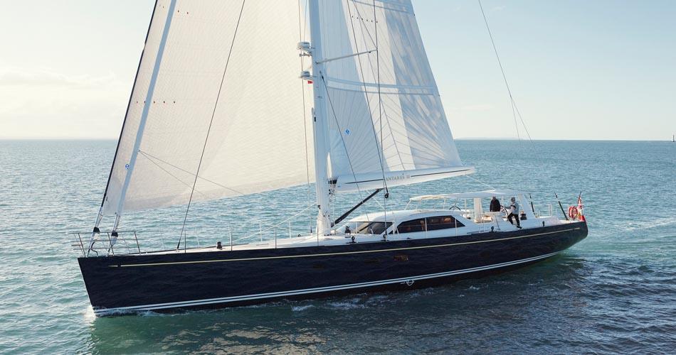 yacht Antares III