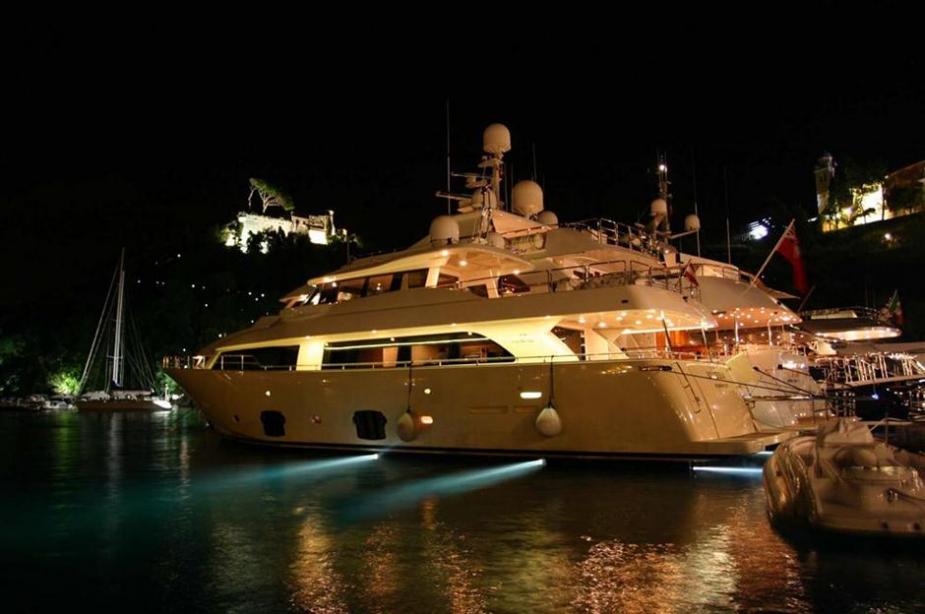 yacht Ulyssia