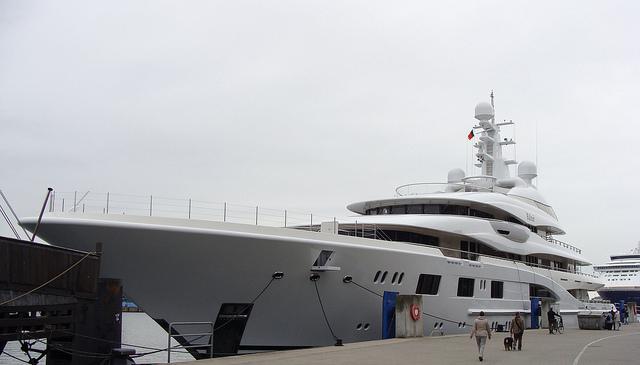 yacht Valerie
