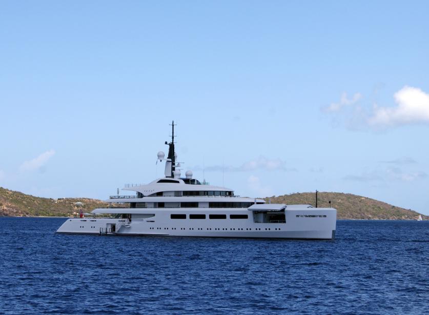 yacht Vava II