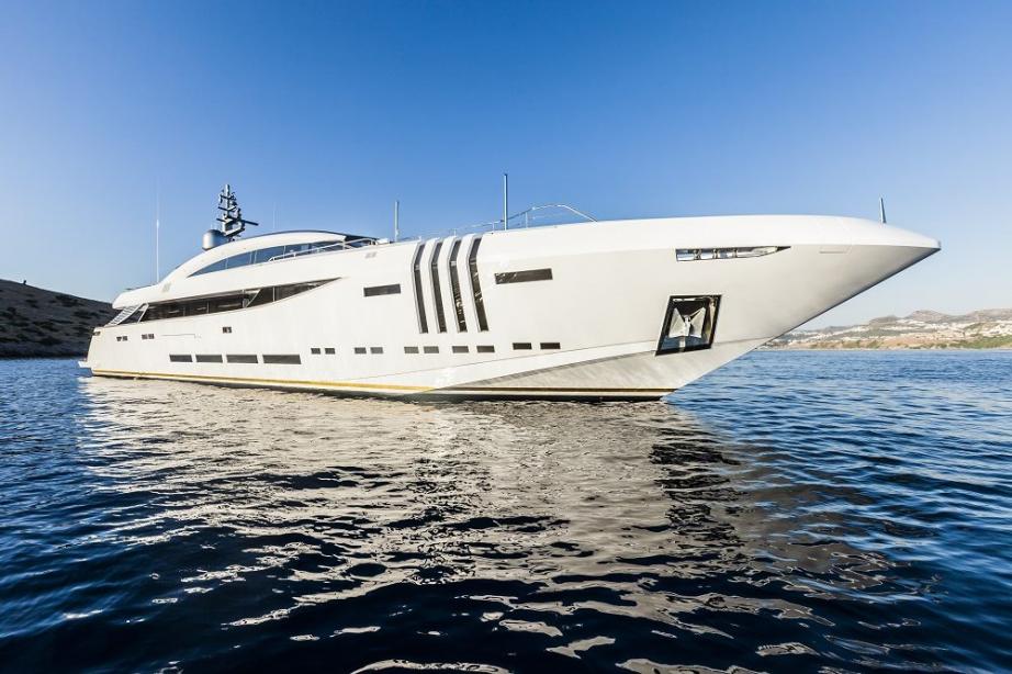 yacht Vellmari
