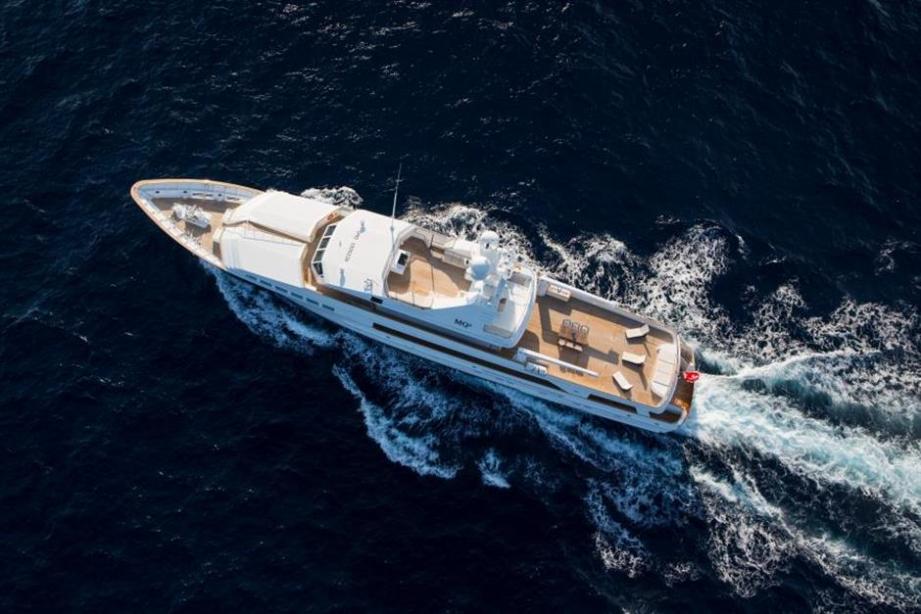 yacht MQ2