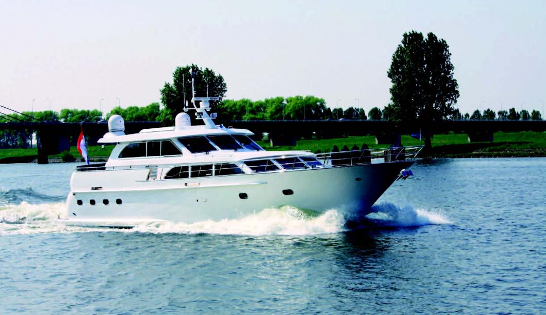 yacht Continental I