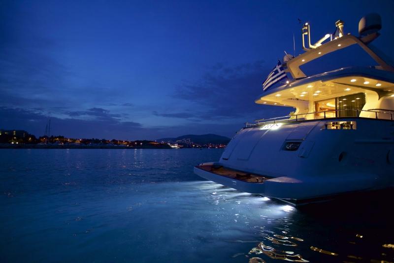 yacht Iris