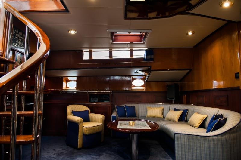 yacht Wind of Change