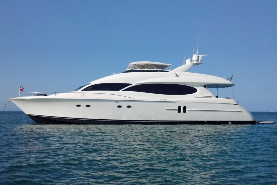 yacht Always Barefoot